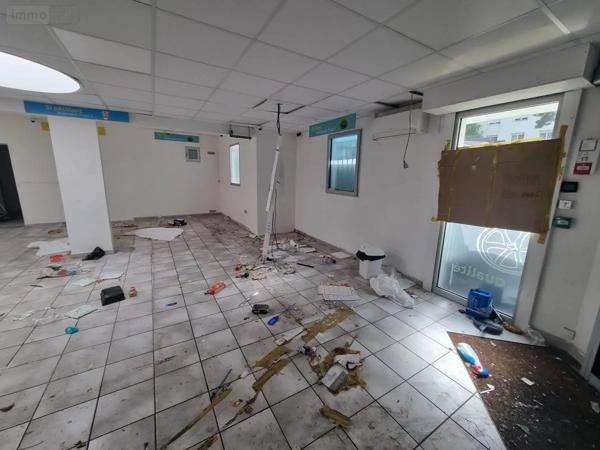 Achat - Fonds et/ou murs commerciaux Tourcoing 59200 3 pièces 136 m 2 207 m 2
