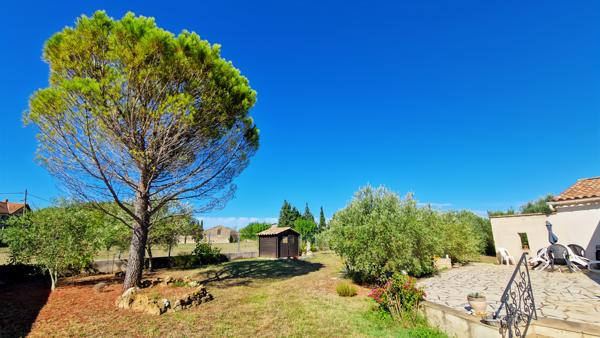 Uzès (30700) A vendre à 5 km d'Uzès