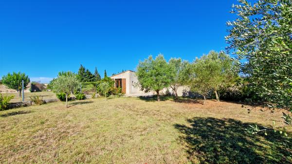 Uzès (30700) A vendre à 5 km d'Uzès