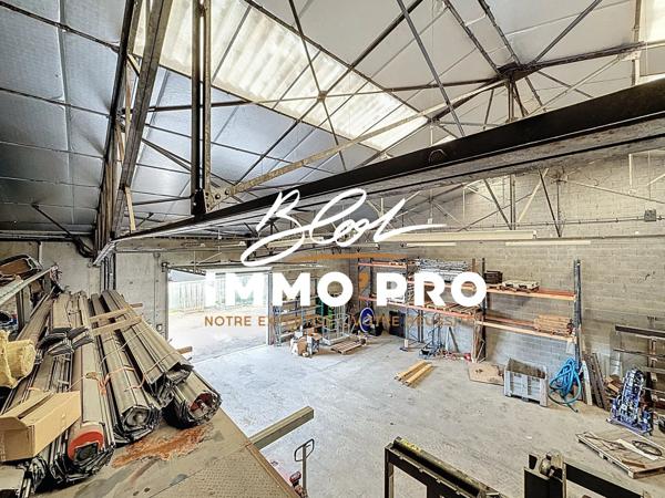 Location Local commercial 310 m2 à Domarin