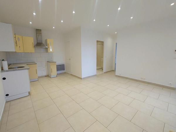 Maison à louer  3 pièces •  Ormesson-sur-Marne