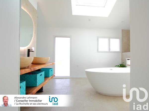 Maison à vendre 6 pièces 202 m² Vérines