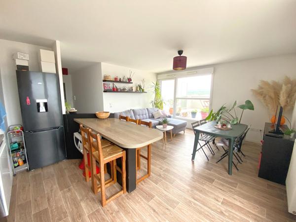 Dernier étage, double terrasse et Vue dégagée