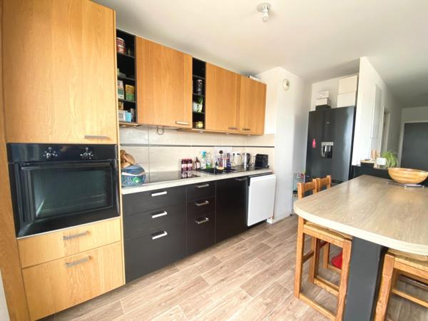 Dernier étage, double terrasse et Vue dégagée