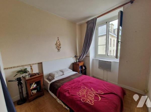 A Vendre, Hyper Centre QUIMPER , appartement de type 2 de 45,32 m² situé au dernier étage d'une...