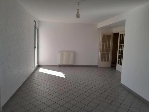 Appartement à louer à Châtenoy-le-Royal (71880)