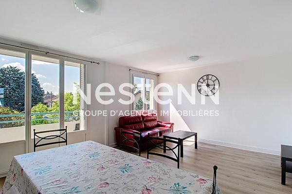 Appartement Type 4 pieces Traversant Moderne avec 2 chambres et un balcon - 69500 BRON