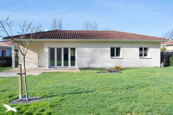 Maison 331 000 € Salles 4 p 82 m² DPE C