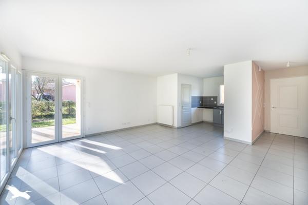 Maison 331 000 € Salles 4 p 82 m² DPE C