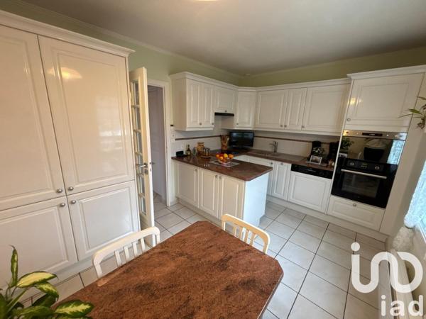 Maison 5 pièces de 120 m² à Vendôme (41100)