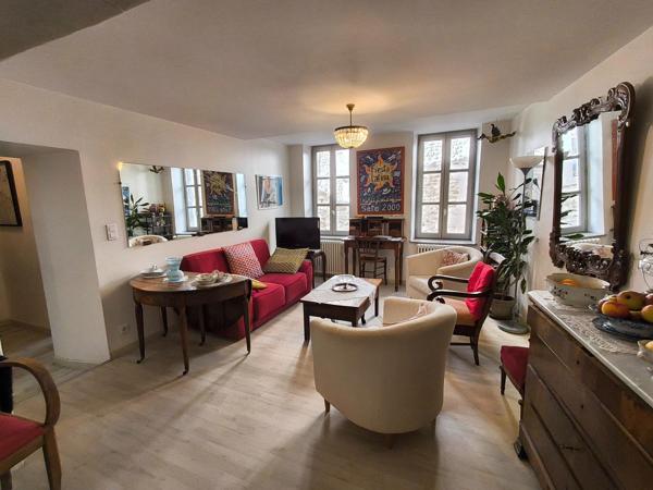 immeuble rénové avec charme - Valréas