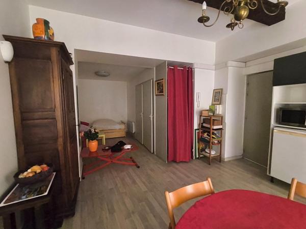 immeuble rénové avec charme - Valréas