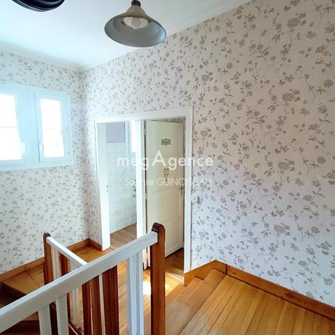 Maison à CHOLET, 49300 - 5 pièces 107m²