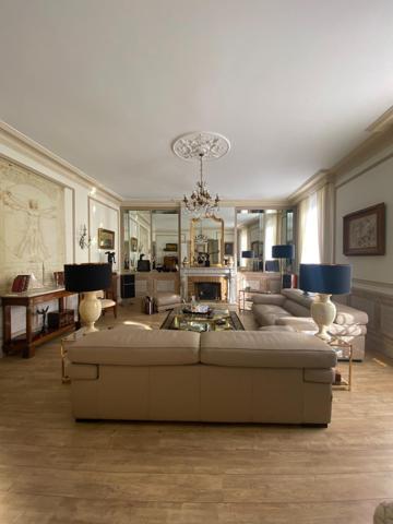 15 mn d'autoroute Toulouse Bordeaux magnifique maison de village