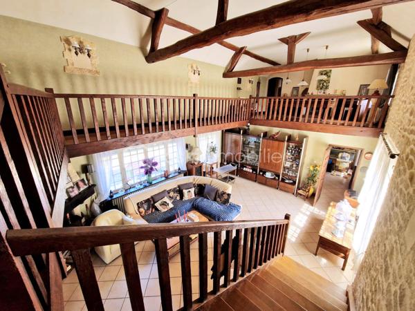 Demeure de 381 m²