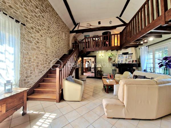 Demeure de 381 m²