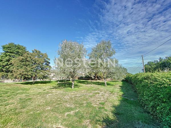 A VENDRE Terrain plat Lamasquère 900 m2