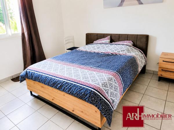 À VENDRE - T4 plain-pied de 80 m2 - proche du centre ville à pied