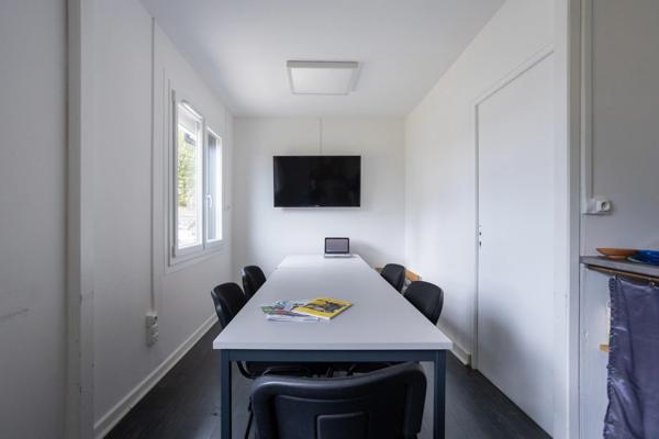 Local/bureau à vendre PARAY LE MONIAL (71) 230 m2 environ avec 8 bureaux