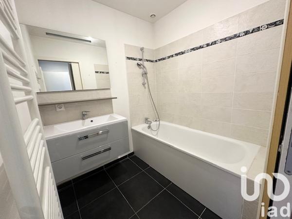 Appartement à vendre 4 pièces 82 m² Roquefort-la-Bédoule