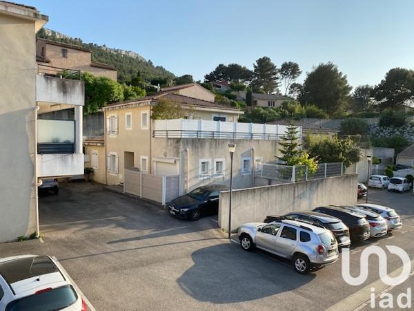 Appartement à vendre 4 pièces 82 m² Roquefort-la-Bédoule