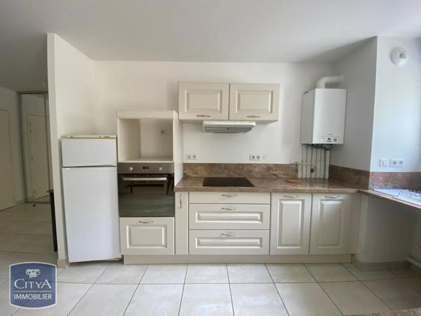 Appartement à louer 3 pièces 61.18m² Tours (37100)