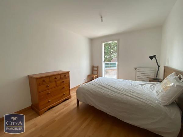Appartement à louer 3 pièces 61.18m² Tours (37100)