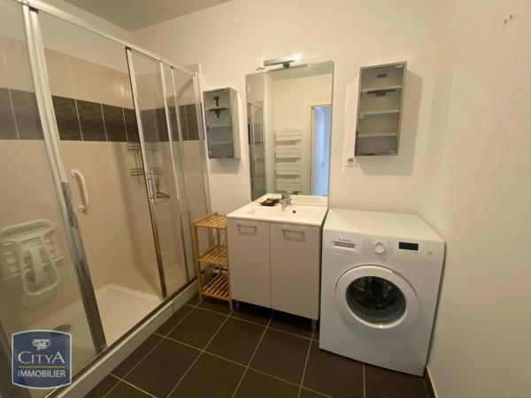 Appartement à louer 3 pièces 61.18m² Tours (37100)