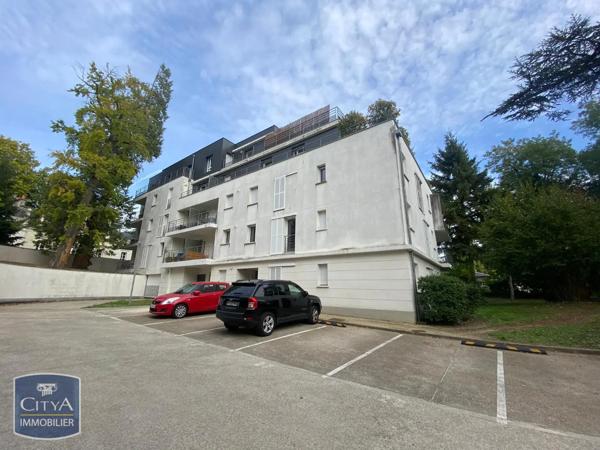 Appartement à louer 3 pièces 61.18m² Tours (37100)