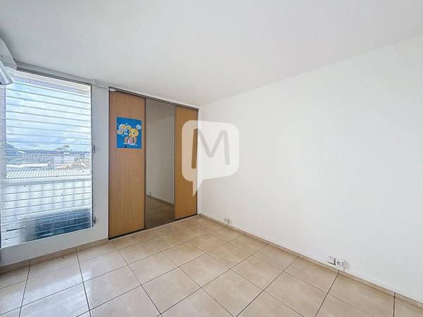DPT GUYANE, à vendre CAYENNE appartement duplex T4 de 104.6 m²