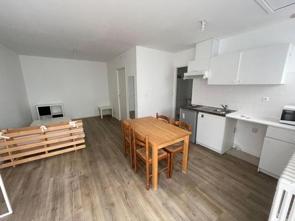 Appartement Bordeaux - 2 pièce(s) - 37.74 m2 , Bordeaux