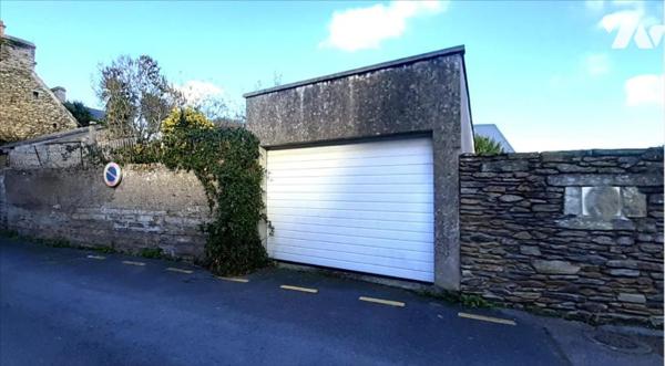 MAISON QUERQUEVILLE 3 CHAMBRES + GARAGE +JARDIN