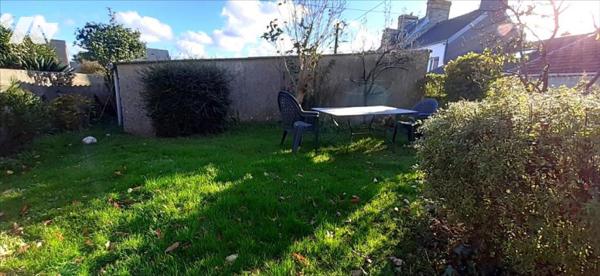 MAISON QUERQUEVILLE 3 CHAMBRES + GARAGE +JARDIN