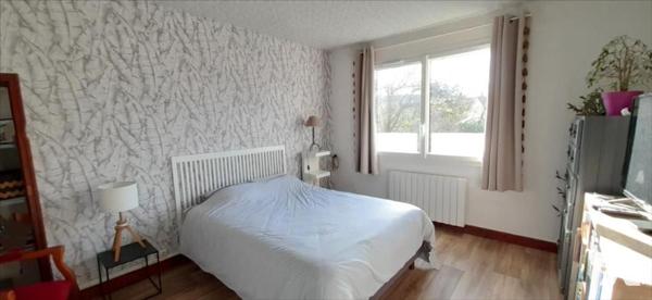 MAISON QUERQUEVILLE 3 CHAMBRES + GARAGE +JARDIN