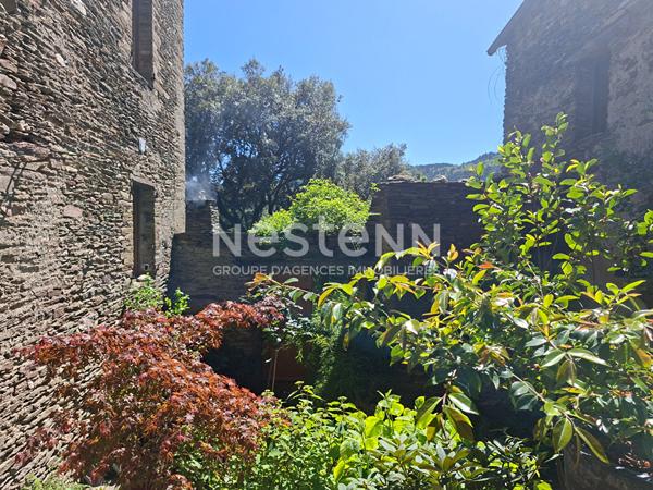 Maison de hameau en pierre à vendre à Saint-Germain-de-Calberte ? 157 m², 5 chambres, cour intérieure et vue sur la vallée