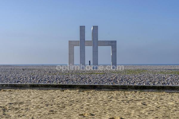 OPPORTUNITE RARE VENTE RESTAURANT EMPLACEMENT RECHERCHE SUR LE FRONT DE MER PLAGE DU HAVRE (76)