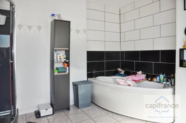 Maison à vendre 9 pièces SANVIGNES LES MINES (71)