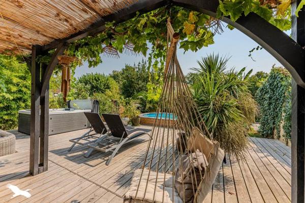 Maison à vendre |  Le Teich |  7 pièces | 145 m²