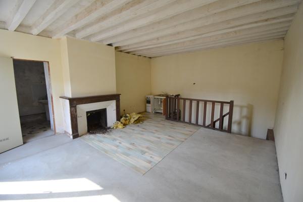 Authon-du-Perche (28330) IMMEUBLE A USAGE COMMERCIAL