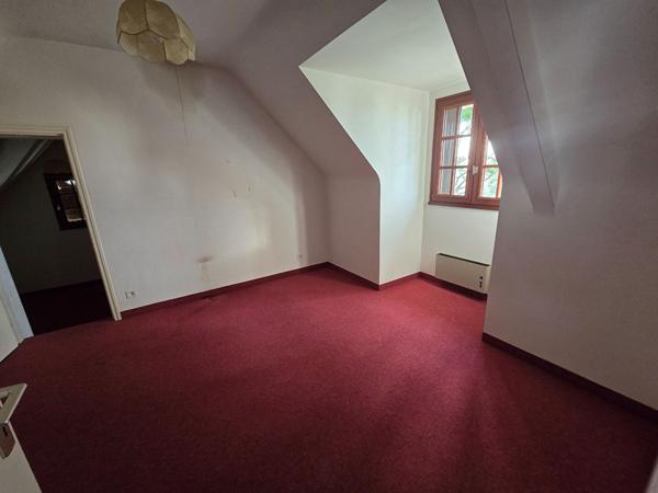 Charmante Maison à Vendre à Saint Gildas de Rhuys - Emplacement Idéal !