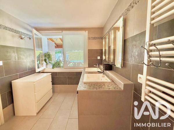 Maison à vendre 6 pièces 210 m² La Tremblade