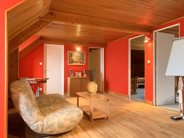 Maison 5 chambres, avec dépendance et belle vue dominante