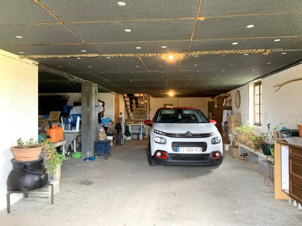 Maison 5 chambres, avec dépendance et belle vue dominante