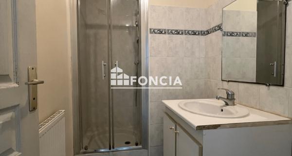 Location Maison 5 pièces 130.2 m² - Sablé-sur-sarthe 72300