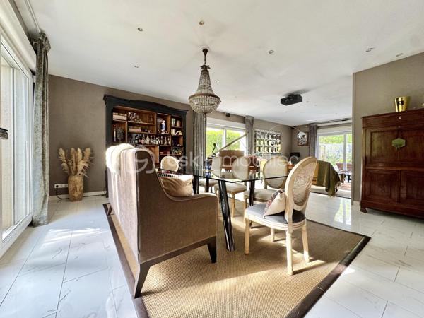 Maison contemporaine de 250 m²