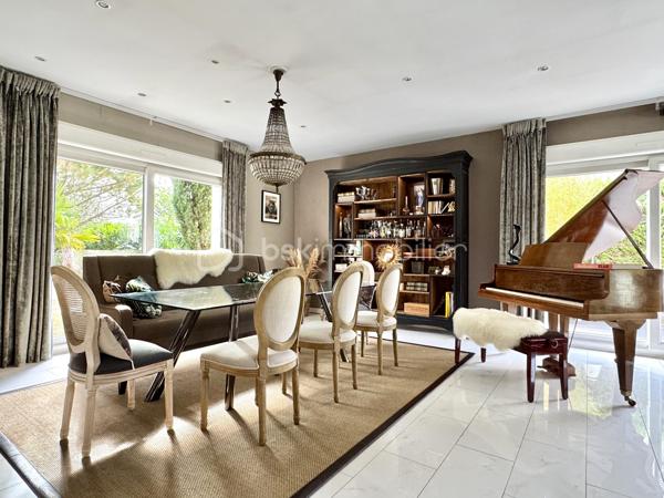 Maison contemporaine de 250 m²