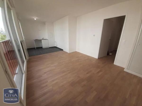 Appartement à louer 2 pièces 43.25m² Antony (92160)