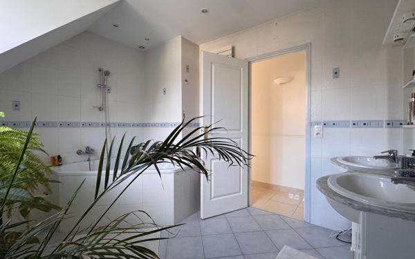 Maison à vendre    6 pièces • 140 m2 Pontault-Combault