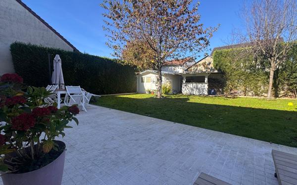 Maison à vendre    6 pièces • 140 m2 Pontault-Combault