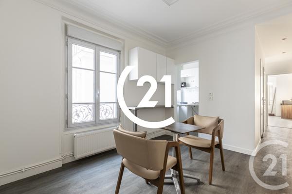 Appartement F4 à vendre  4 pièces - 59 m2 PARIS - 75018